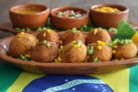 /album/comidas-tipicas-/acaraje-jpg/